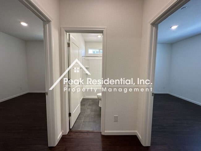 Building Photo - Brand New 3bd/2ba Folsom Home-Must See!