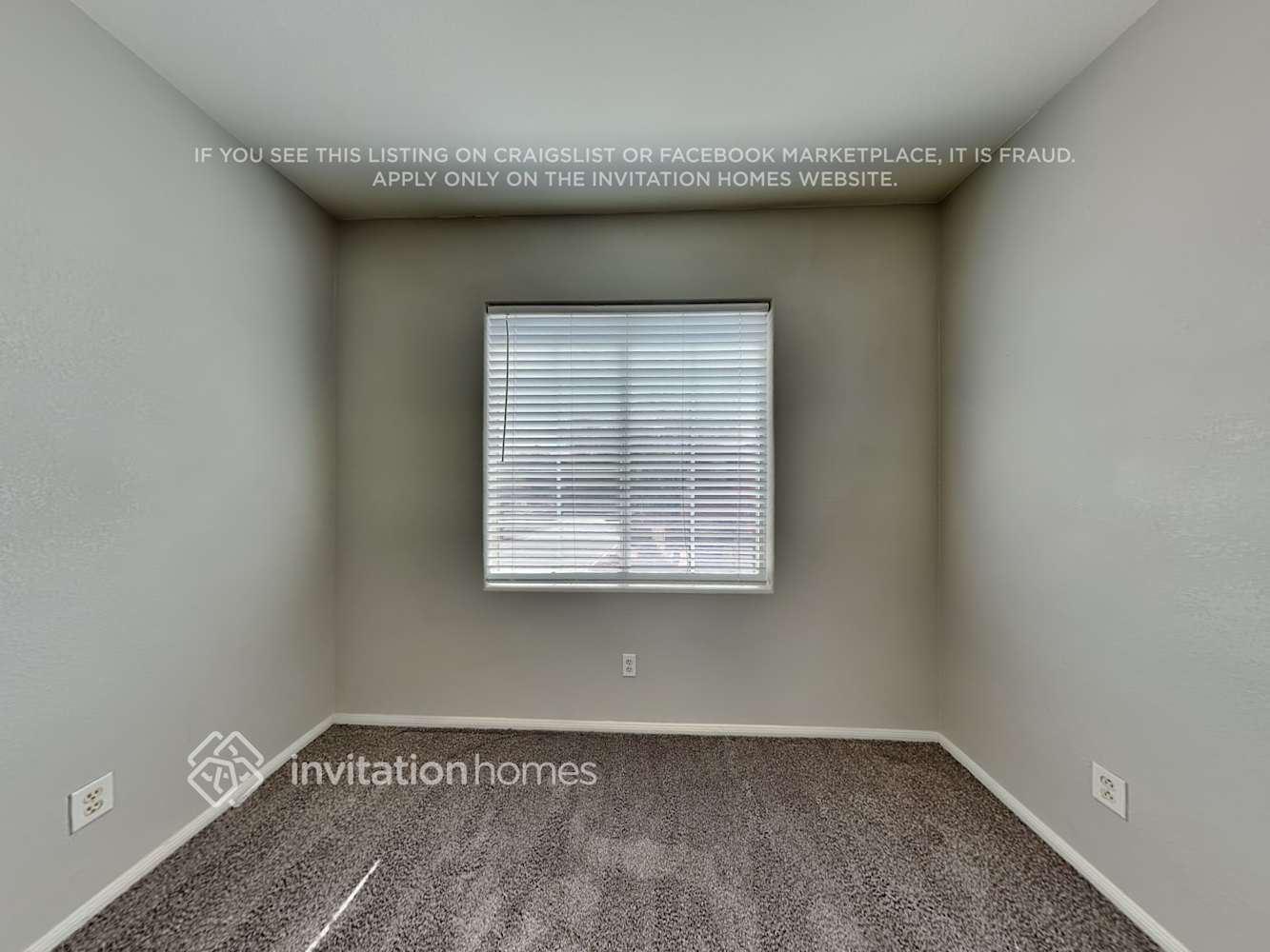 Building Photo - 720 Easter Lily Pl