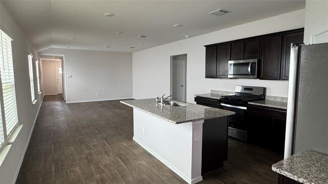 Building Photo - 408 Frogmore Lp