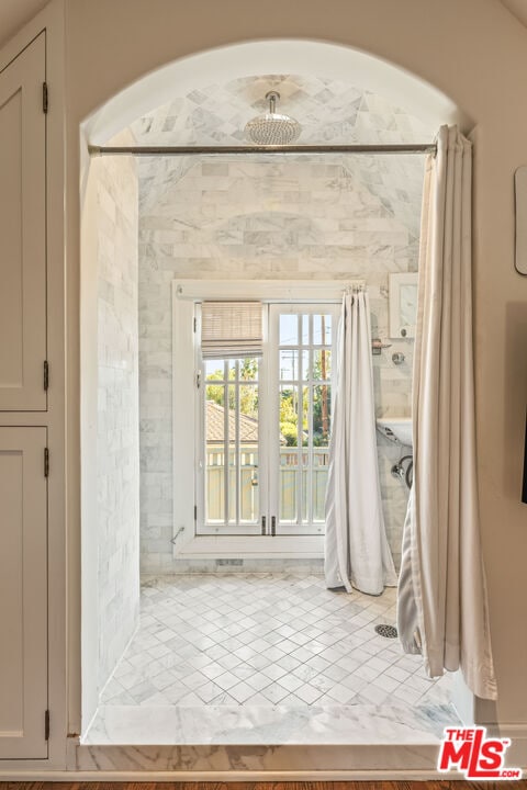 Building Photo - 602 11th St