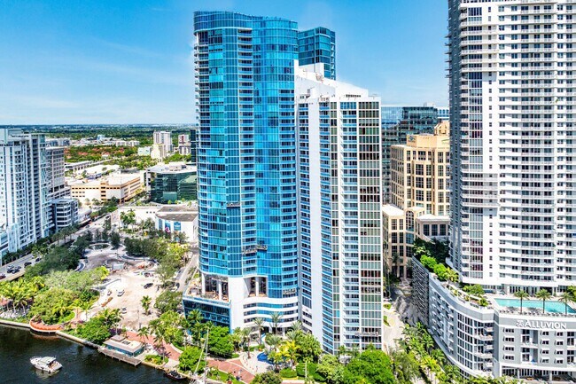 Building Photo - 333 Las Olas Way