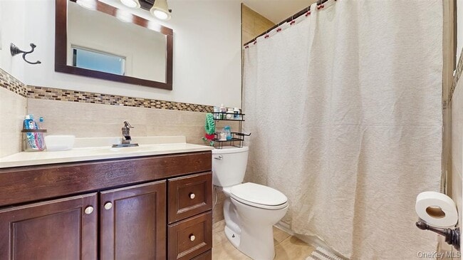 Building Photo - 156-40 76th St