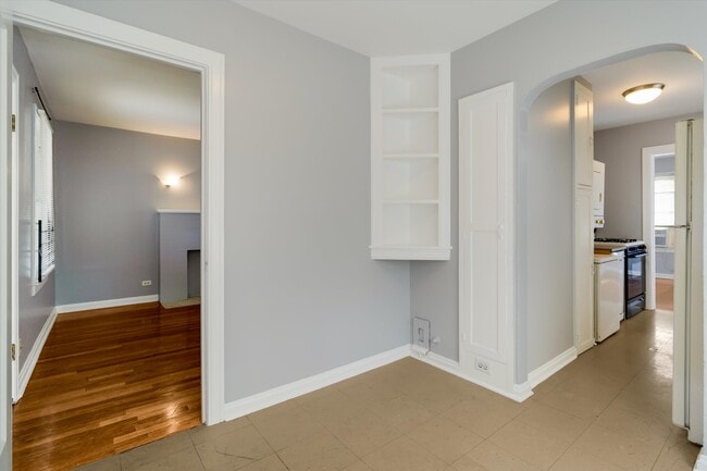 Building Photo - 1130 Avant Ave