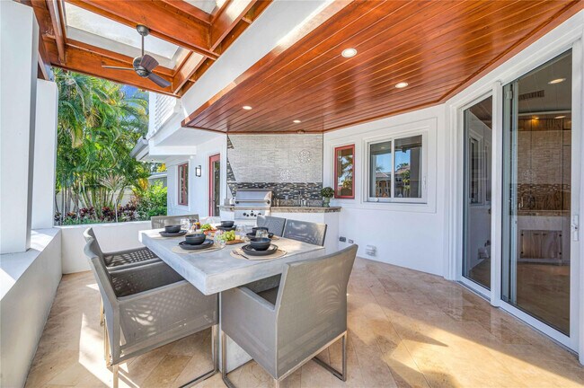 Building Photo - 74 Nurmi Dr