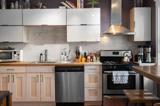 Building Photo - 61 Cummins Hwy