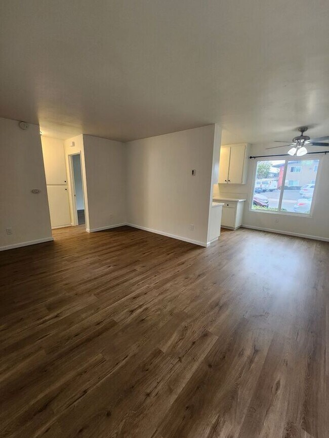 Building Photo - 4419 Rosebud Ln