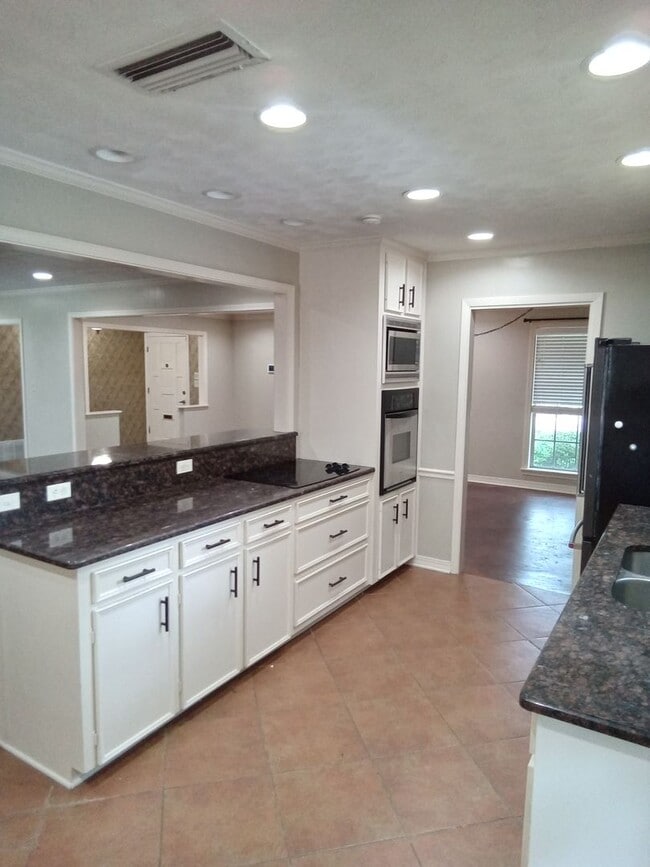 Building Photo - ****SHREVE iSLAND****