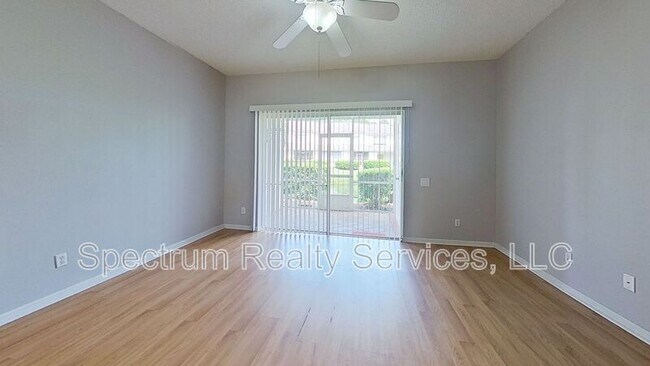 Building Photo - 12311 Kensington Lakes Dr