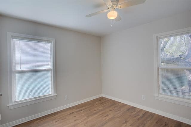 Building Photo - 10421 Losa Dr