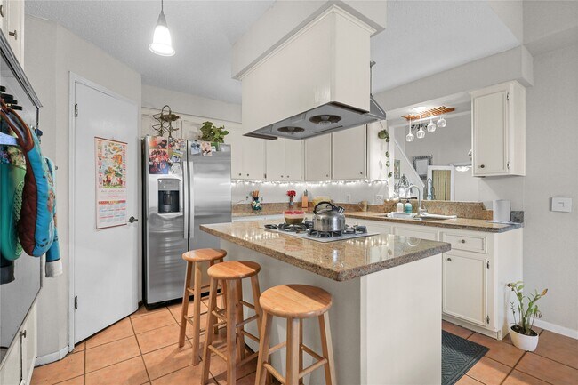 Building Photo - 4123 Yupon Ridge Dr