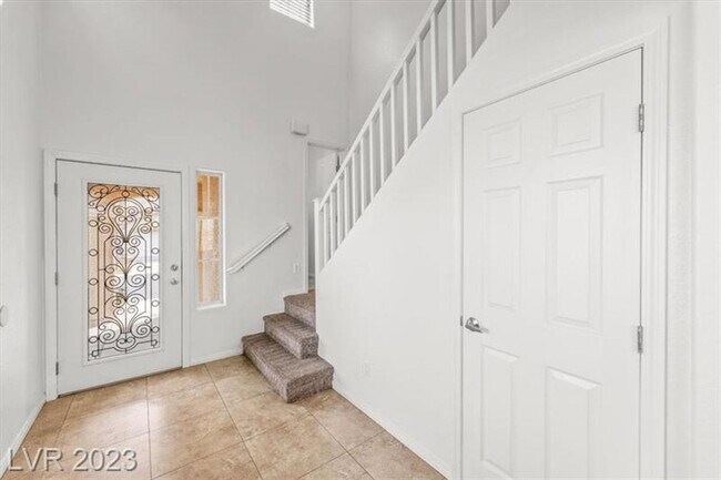 Building Photo - 3 bedroom 2 bath home
