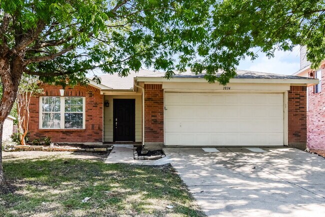 Building Photo - 1034 Hampton Dr