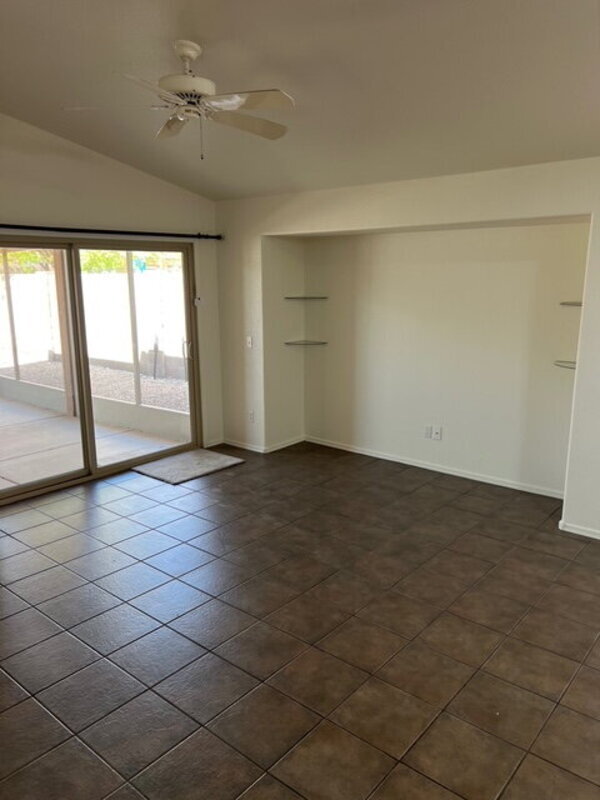 Building Photo - 8944 E Red Mountain Ln