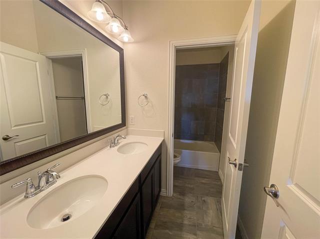 Building Photo - 723 Callaway Dr