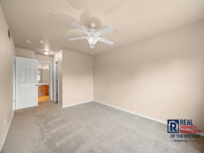 Building Photo - Amazing 3 bed, 3.5 bath Condo in Rigden Farm!