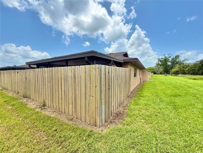 Building Photo - 2239 Margarita Ct
