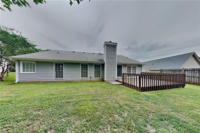 Building Photo - 4620 Hampton Square Dr