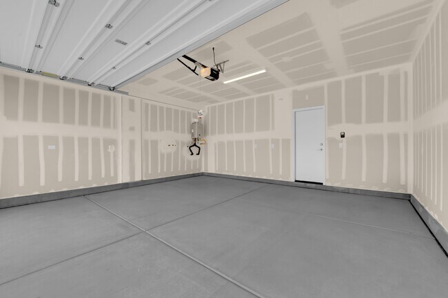 Building Photo - 10239 Estancia Hl St