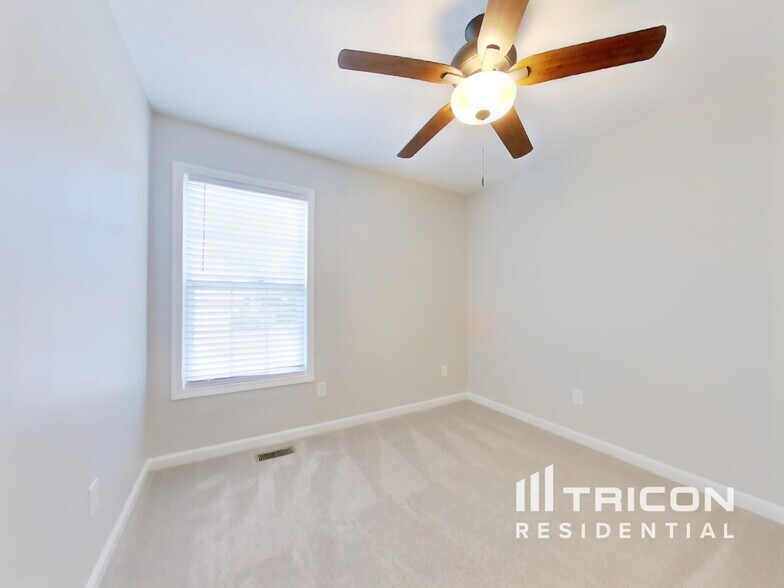 Building Photo - 209 Remington Ct