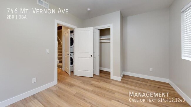 Building Photo - 746 Mt Vernon Ave
