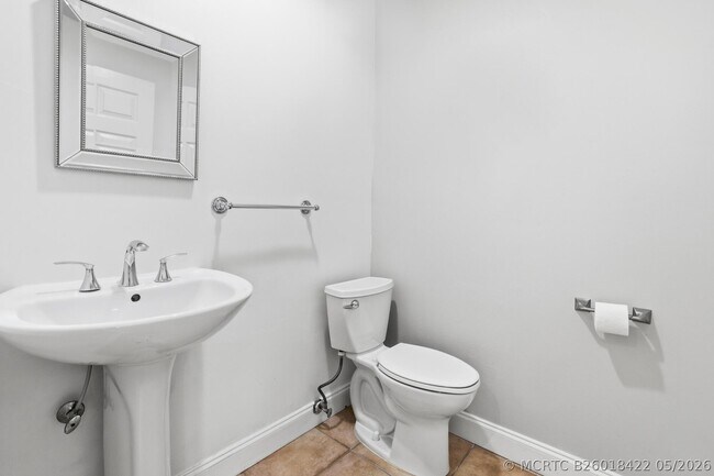 Building Photo - 13684 Exotica Ln
