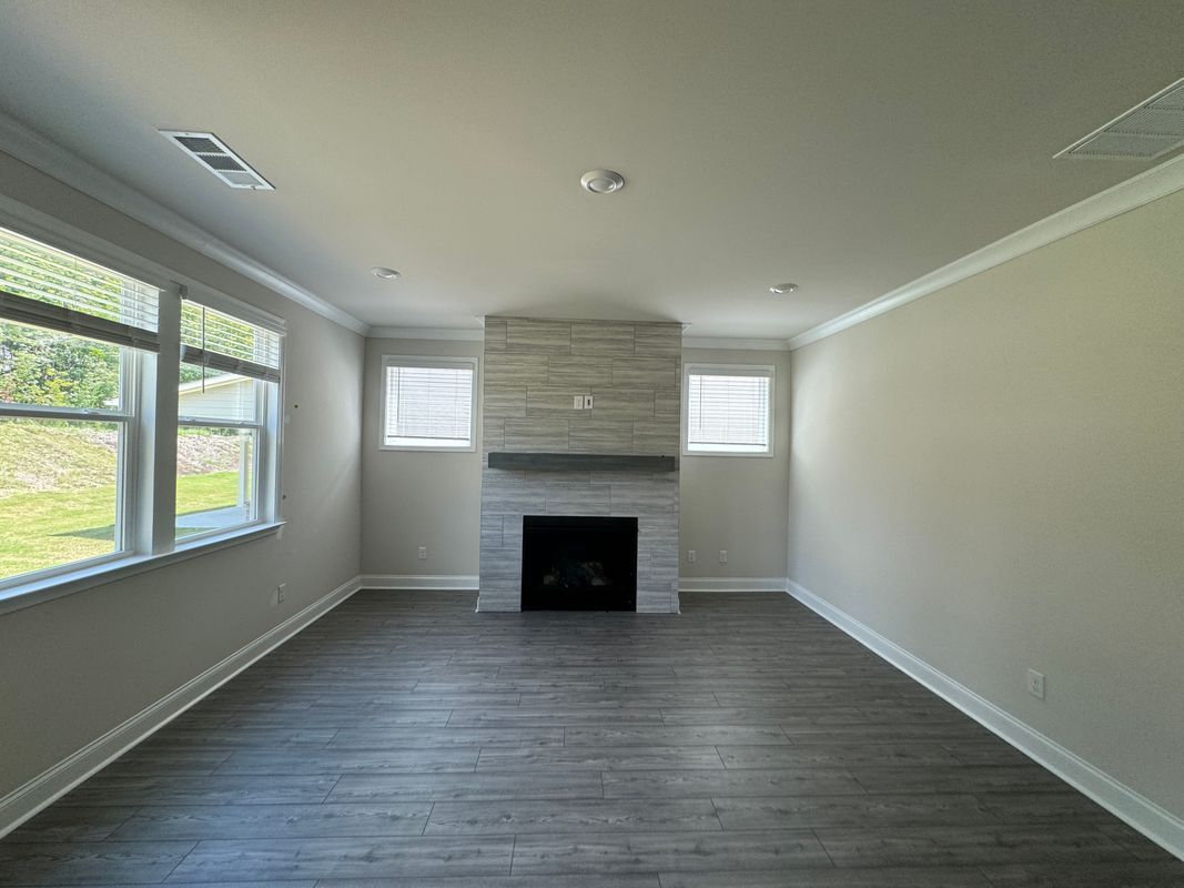 Building Photo - 850 Elderberry Ct