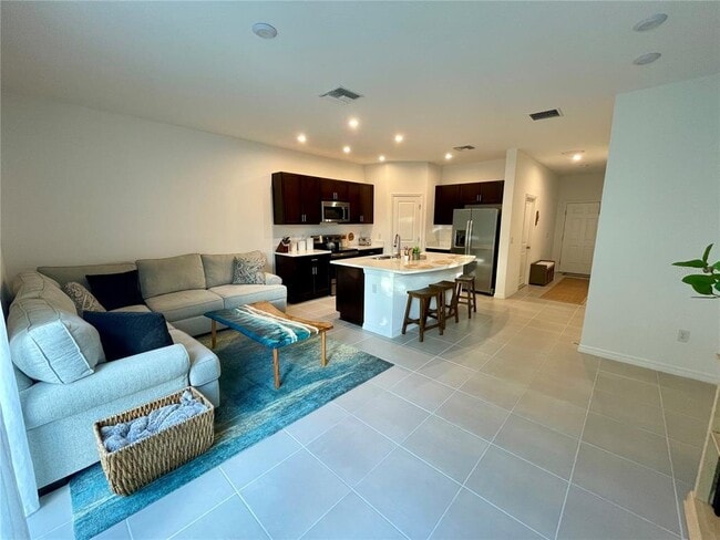 Building Photo - 6417 Fairmont Ln