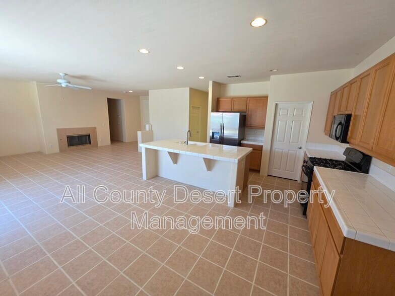 Building Photo - 47471 Harbour Lights Ln