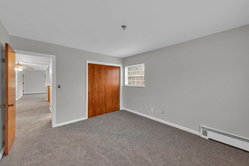 Building Photo - 125 Zinn Pl