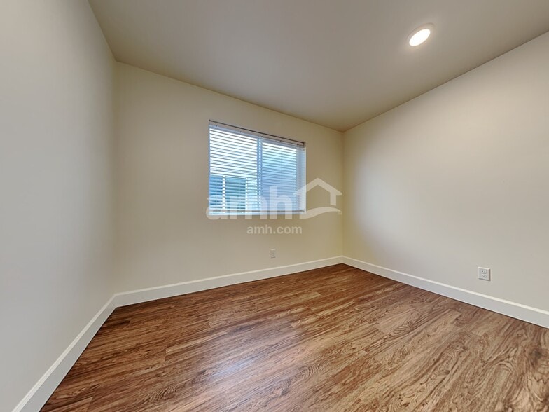 Building Photo - 9268 Shootingstar St SE