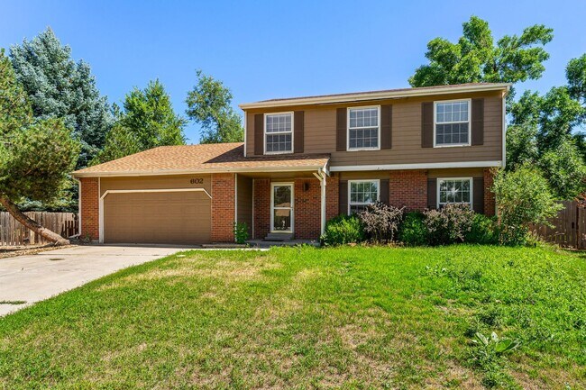 Building Photo - House in Littleton with Great Outdoor Space