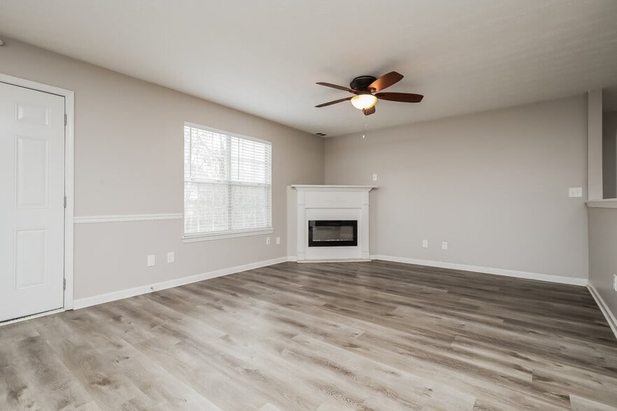 Building Photo - 316 Nunnally Dr