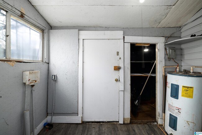 Building Photo - 804 42nd St N