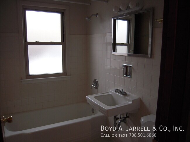 Building Photo - 431 Dixie Hwy