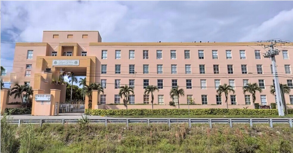 Building Photo - 7400 W 20th Ave