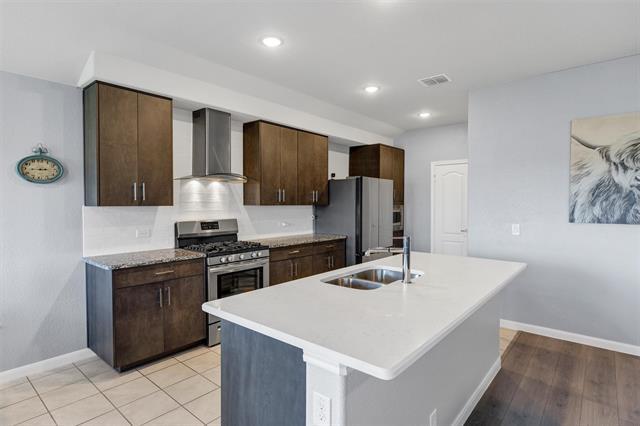 Building Photo - 1068 Fairfax Dr
