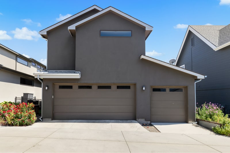 Building Photo - 3077 S Old Hickory Way