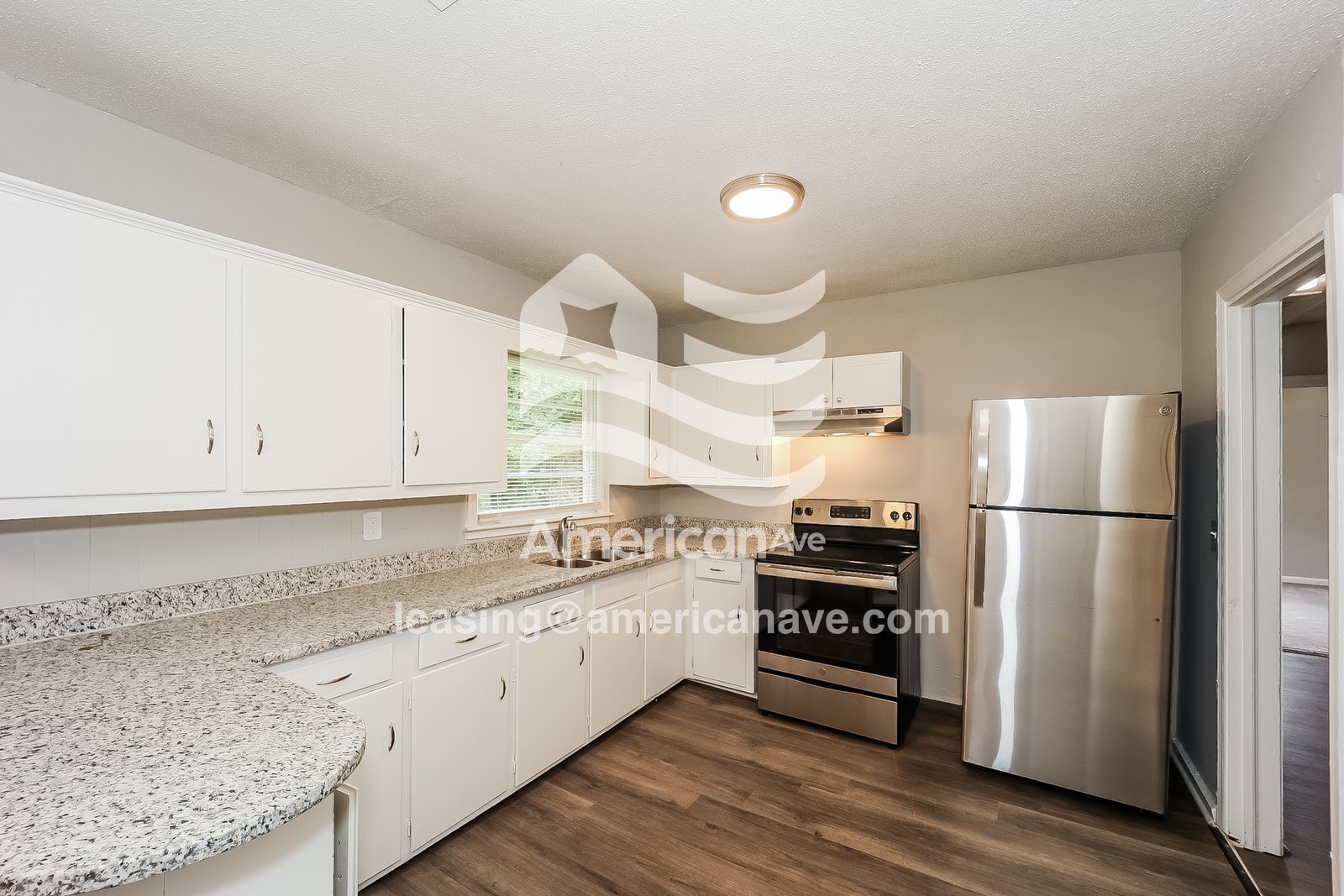 Building Photo - 4016 Singer Dr