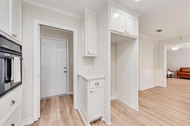 Building Photo - 5504 Whitman Ave