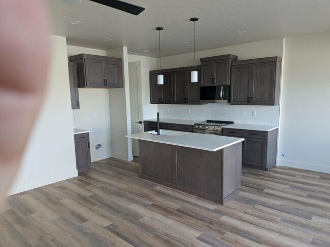 Building Photo - 4523 Highgarden Wy