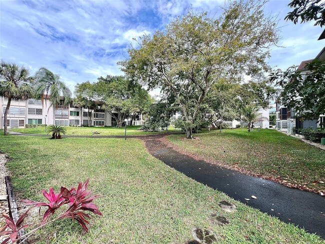 Building Photo - 7450 NW 17th St
