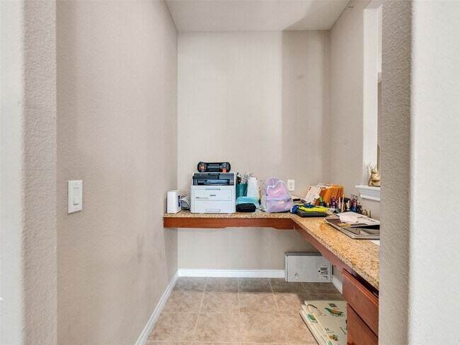 Building Photo - 11119 Mineral Island Ln