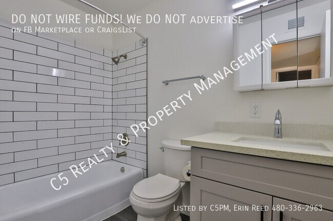 Building Photo - 3929 W El Caminito Dr