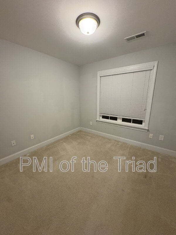 Building Photo - 1146 Augustine Heights Dr