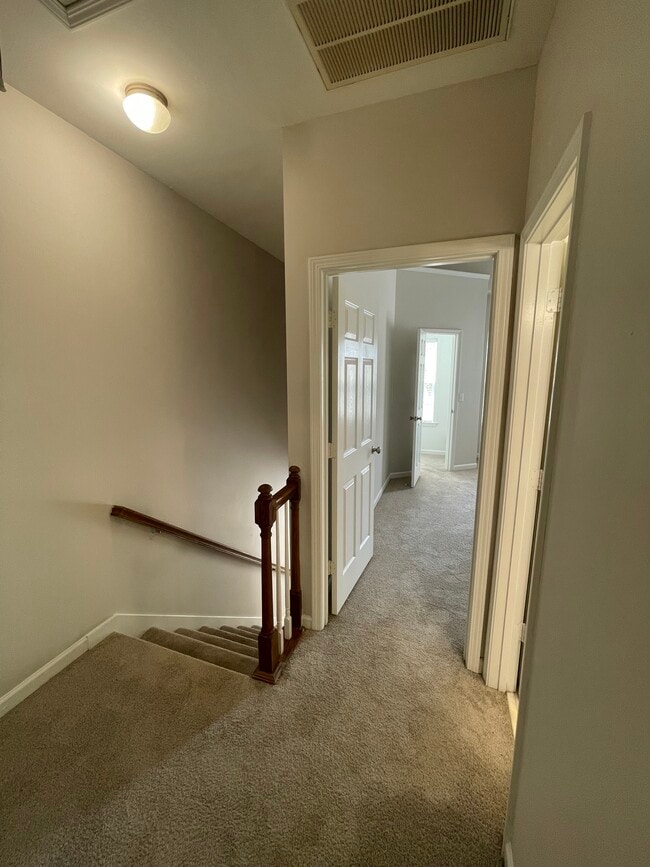 Building Photo - 407 Newport Meadows Cir