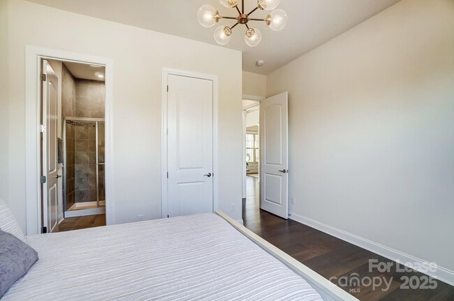 Building Photo - 11144 Limehurst Pl
