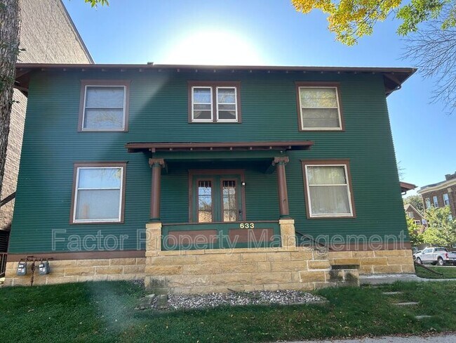 Primary Photo - 633 S 2nd St