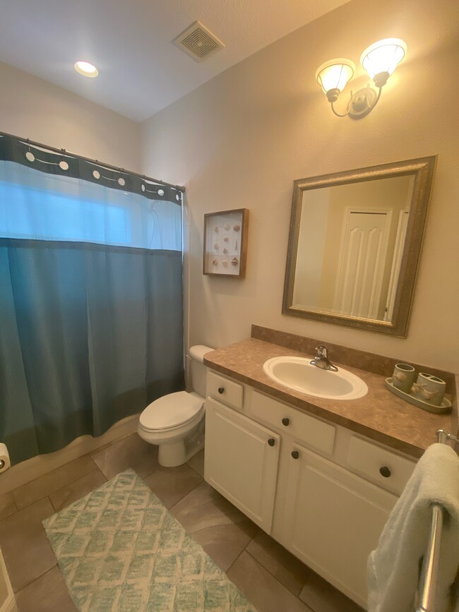 Building Photo - 2813 Plantain Dr