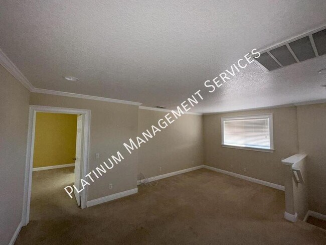 Building Photo - 3075 Summer Breeze Ave