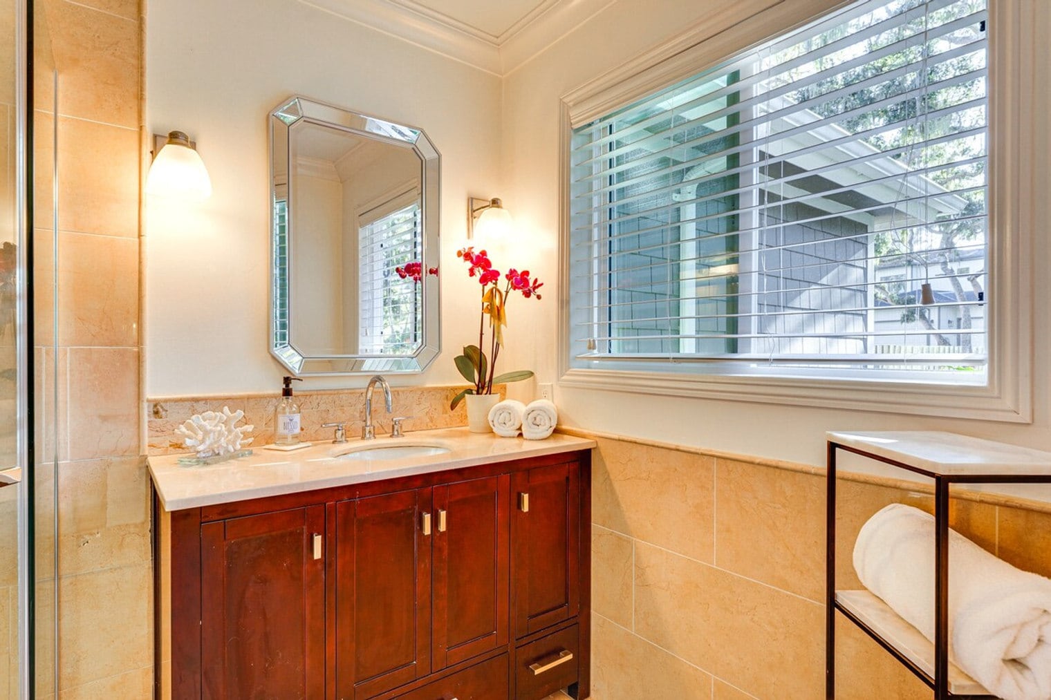 Building Photo - 1163 Arroyo Dr